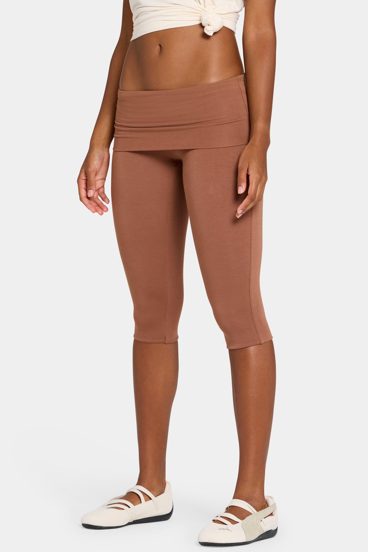 Buttercloud™ Capri Leggings In Cocoa