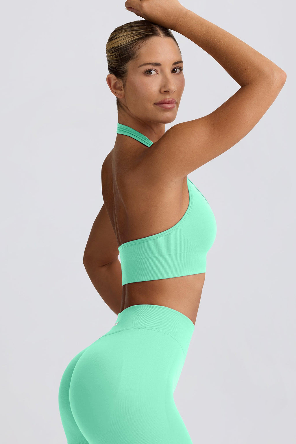 Define Luxe Halterneck Sports Bra In Mint