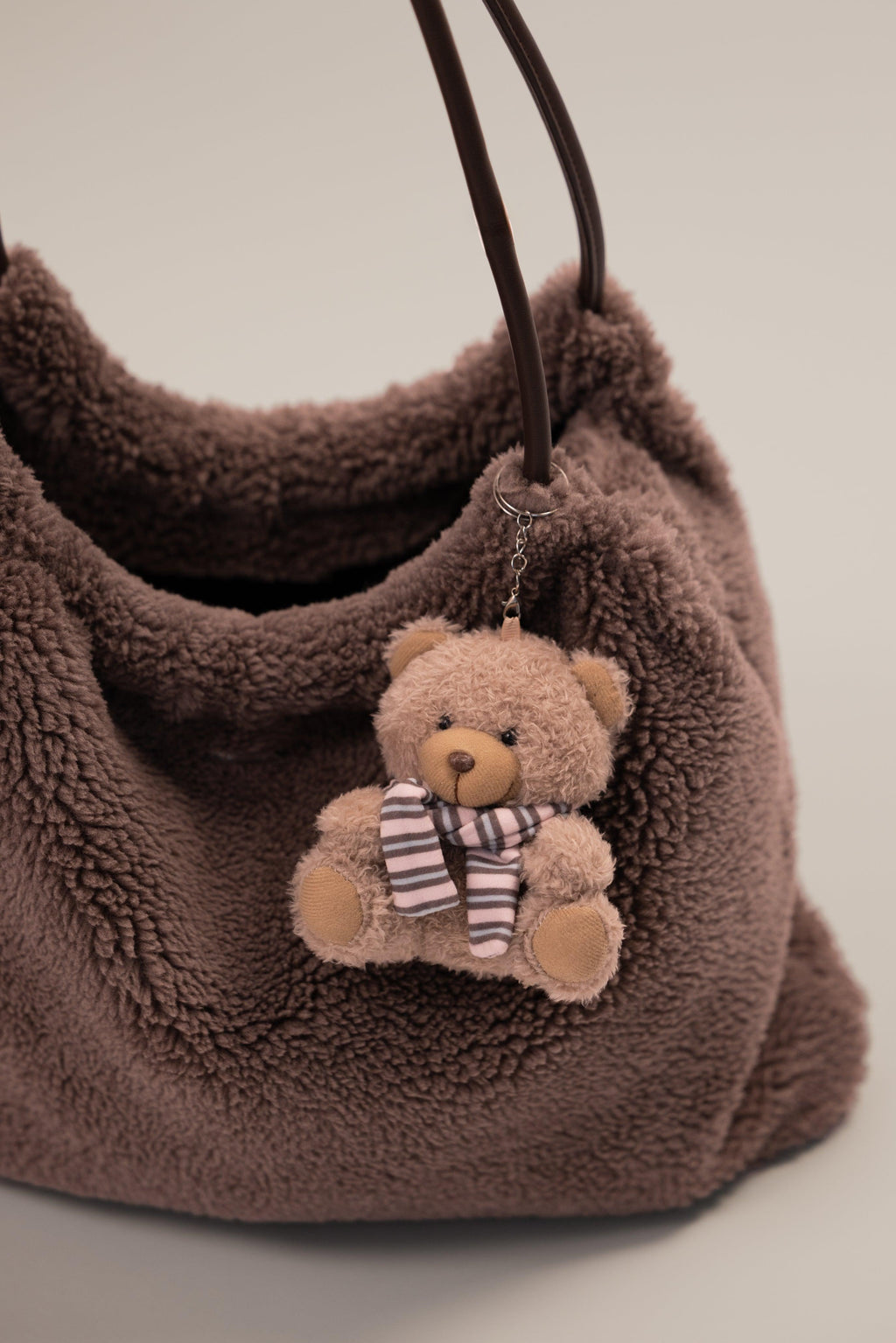 Teddy Fleece Bag In Chestnut