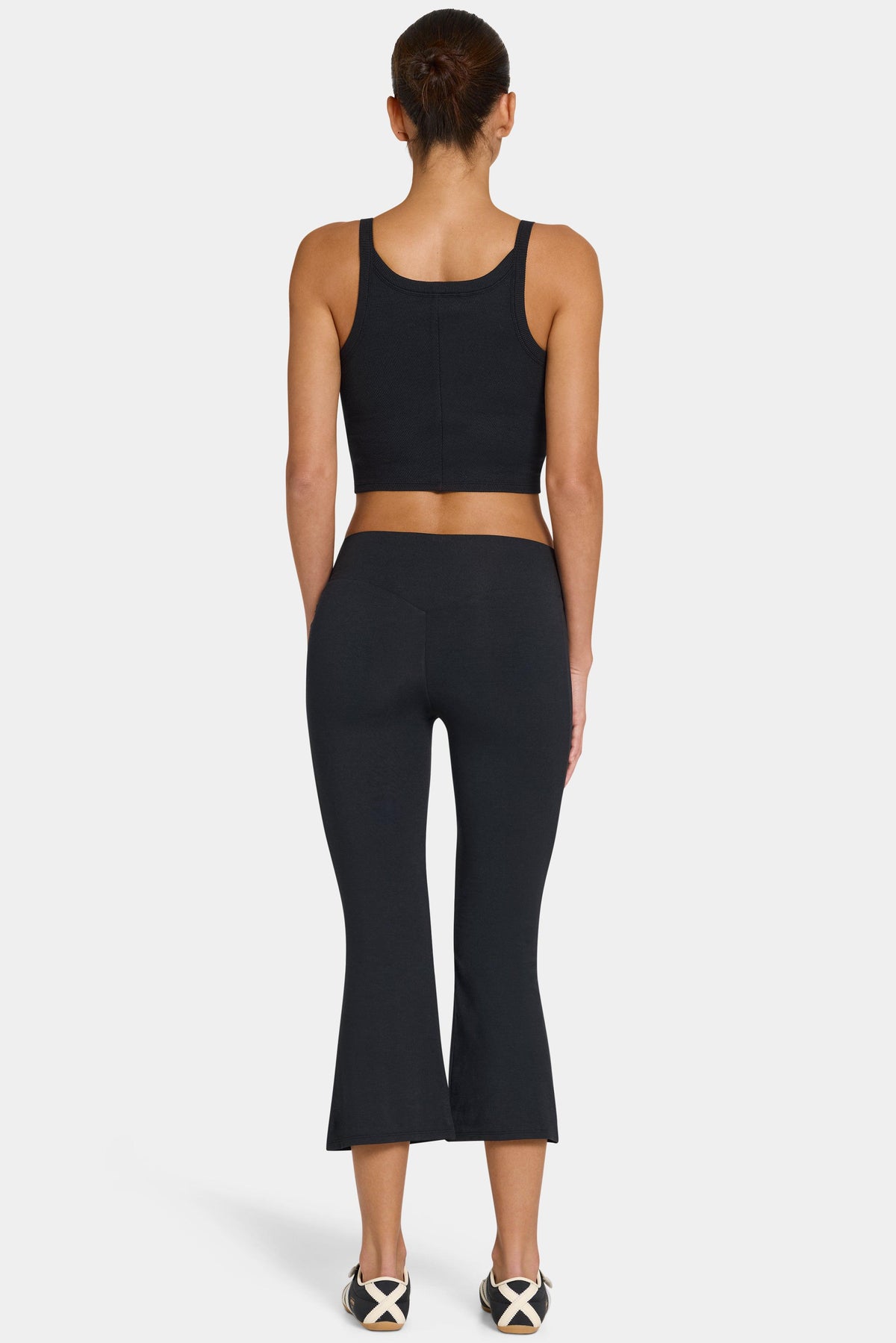Buttercloud™ Flared Capri Leggings In Black