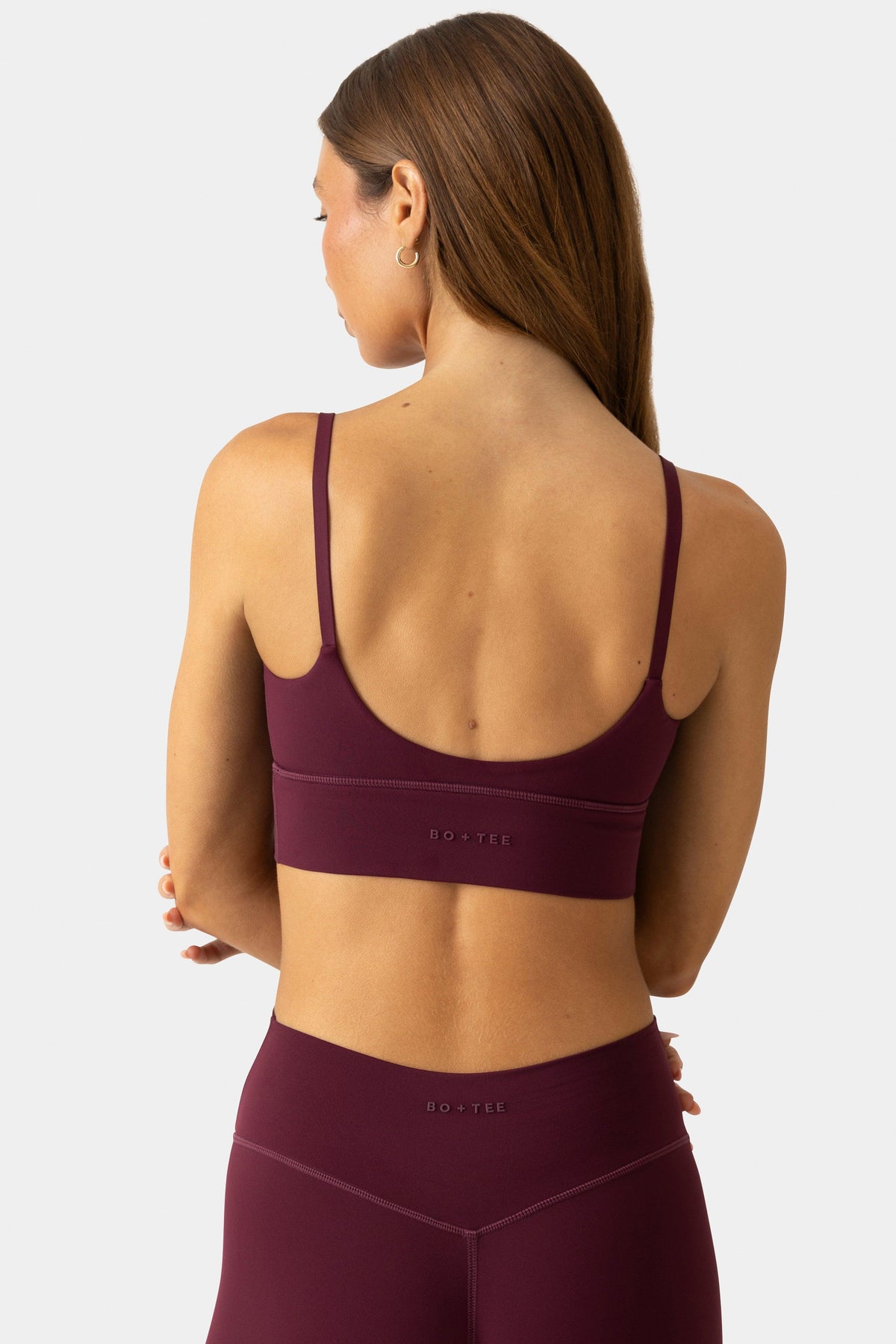 Soft Active Scoop-neck Sports Bra In Burgundy