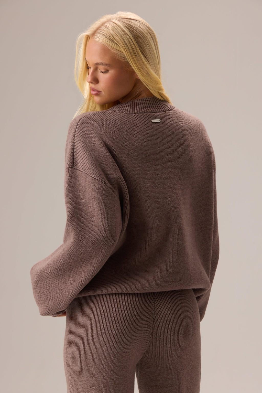 Ribbed Knit Oversized Jumper In Chestnut