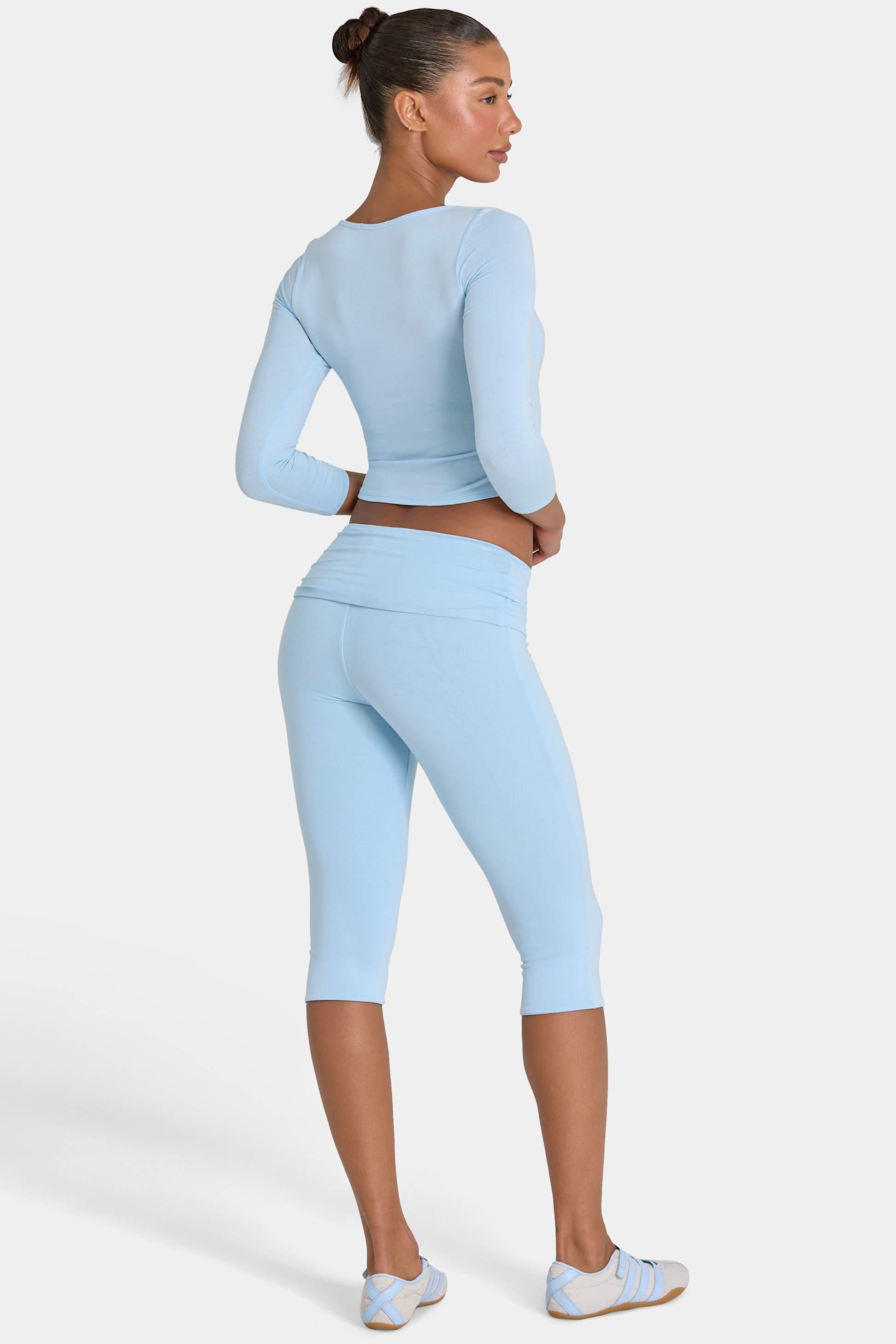 Buttercloud™ Capri Leggings In Sky