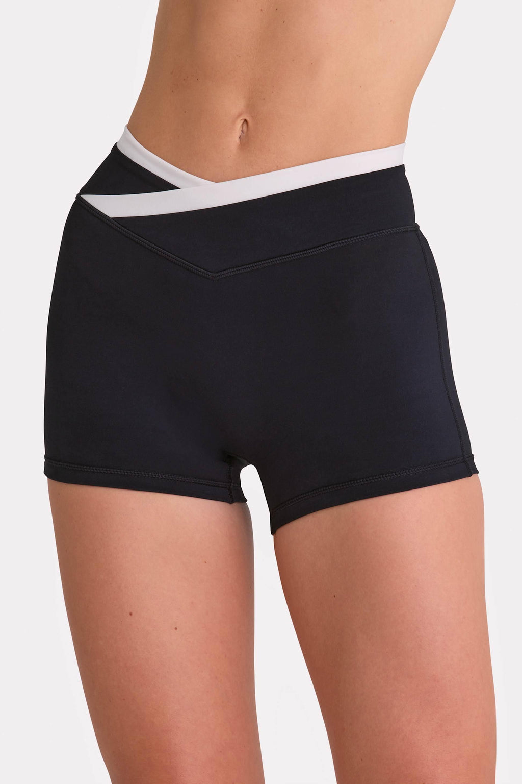 Soft Active Shorts In Black