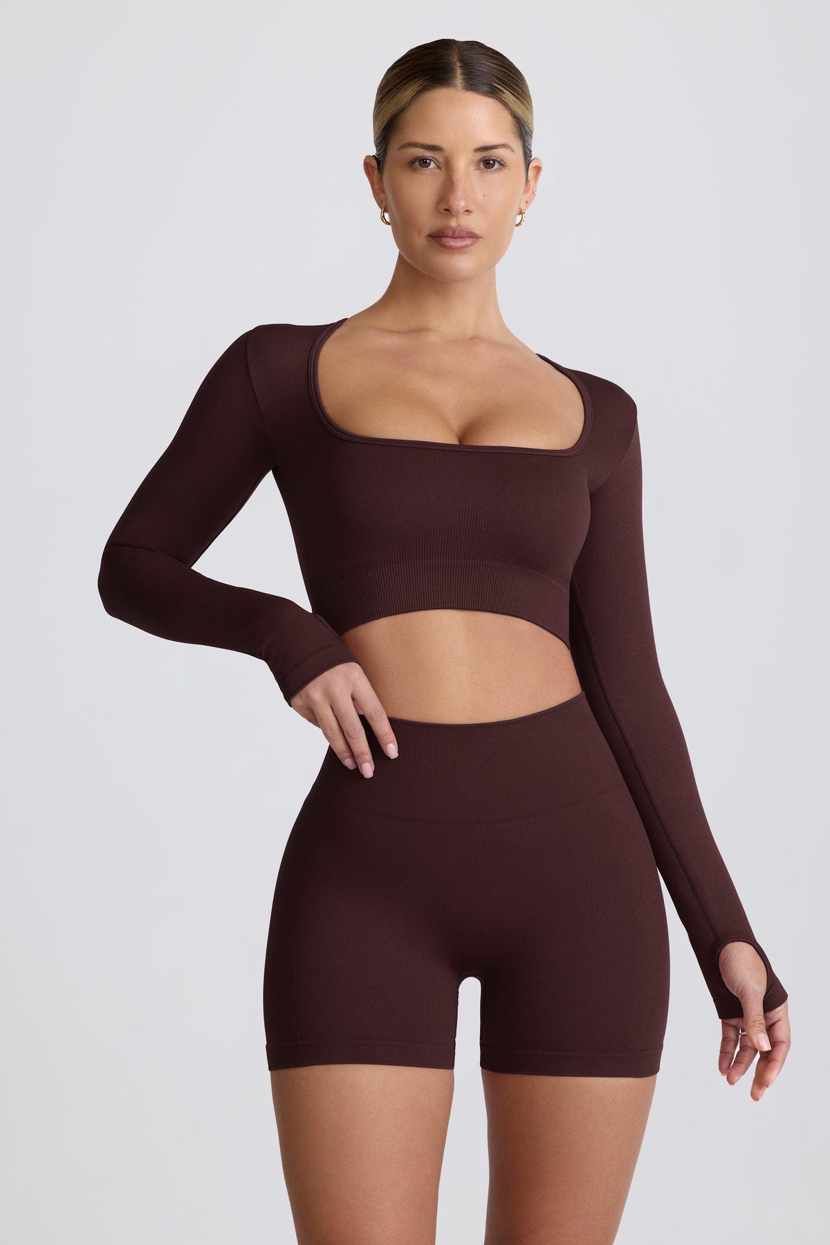 Super Sculpt Seamless Long-sleeve Crop Top In Chocolate