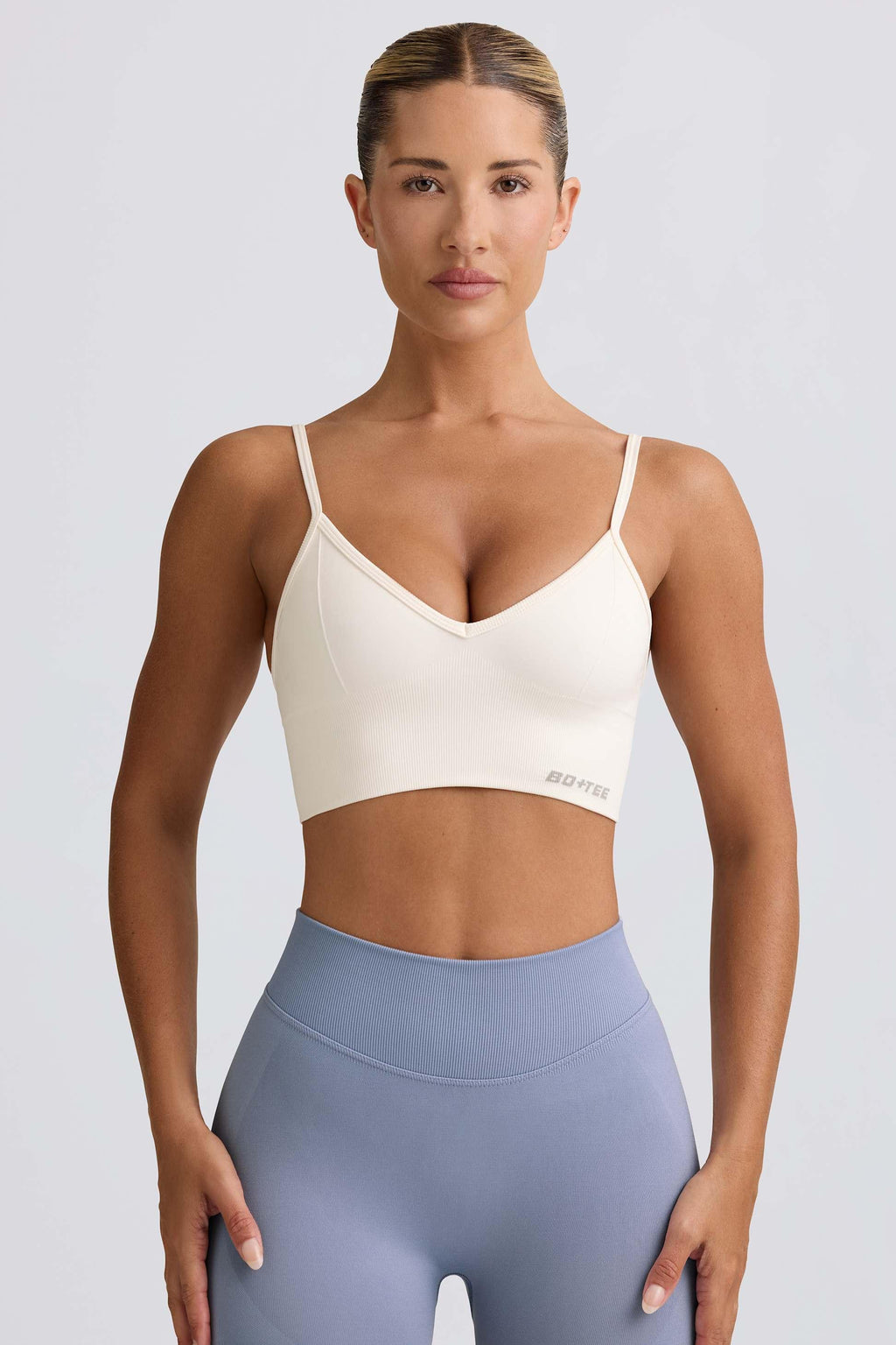 Define Luxe V-neck Sports Bra In White