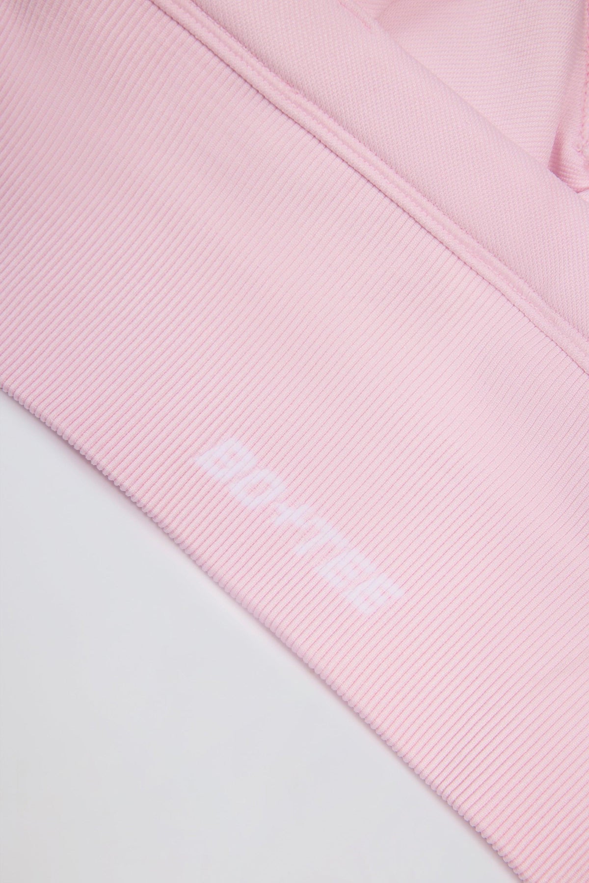 Super Sculpt Seamless Crossback Sports Bra In Soft Pink
