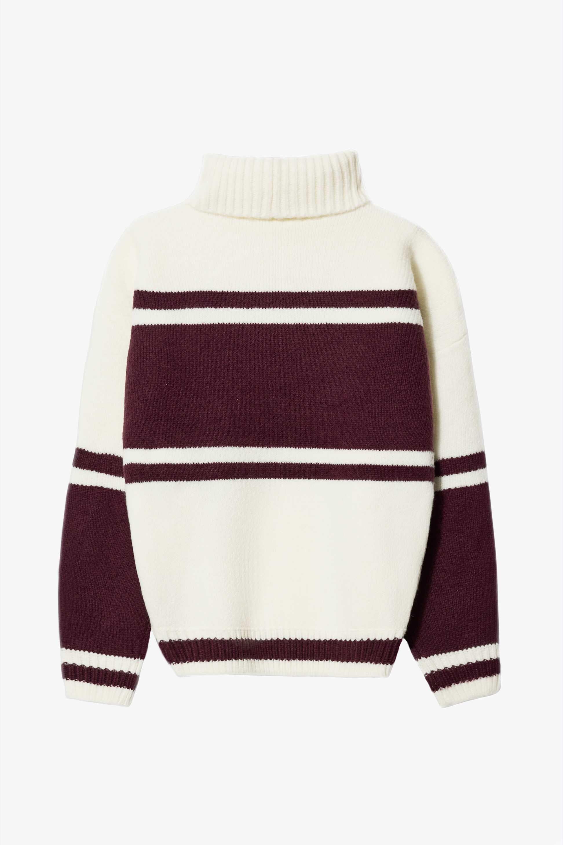 Knit Turtleneck Oversized Jumper In Burgundy