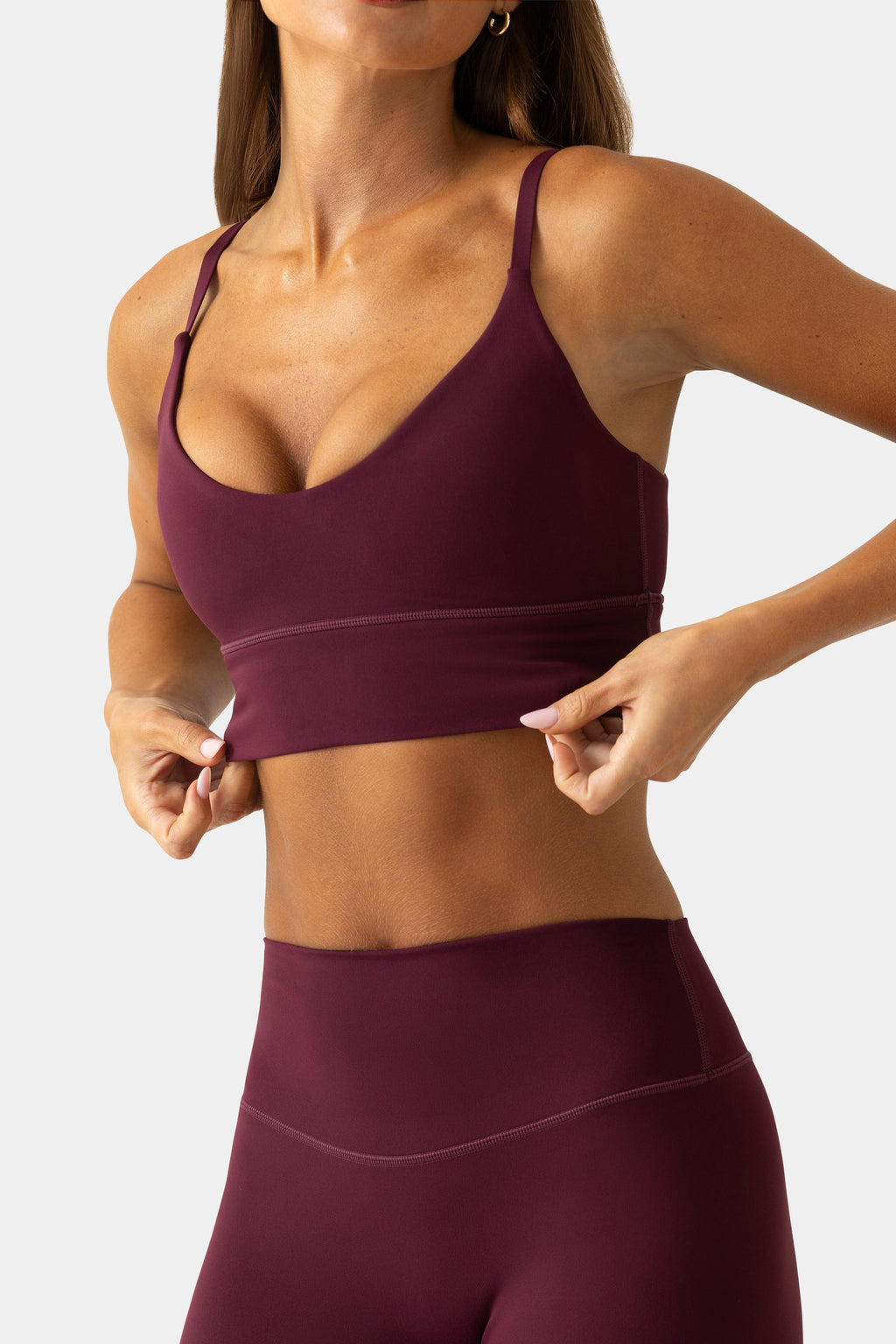 Soft Active Scoop-neck Sports Bra In Burgundy