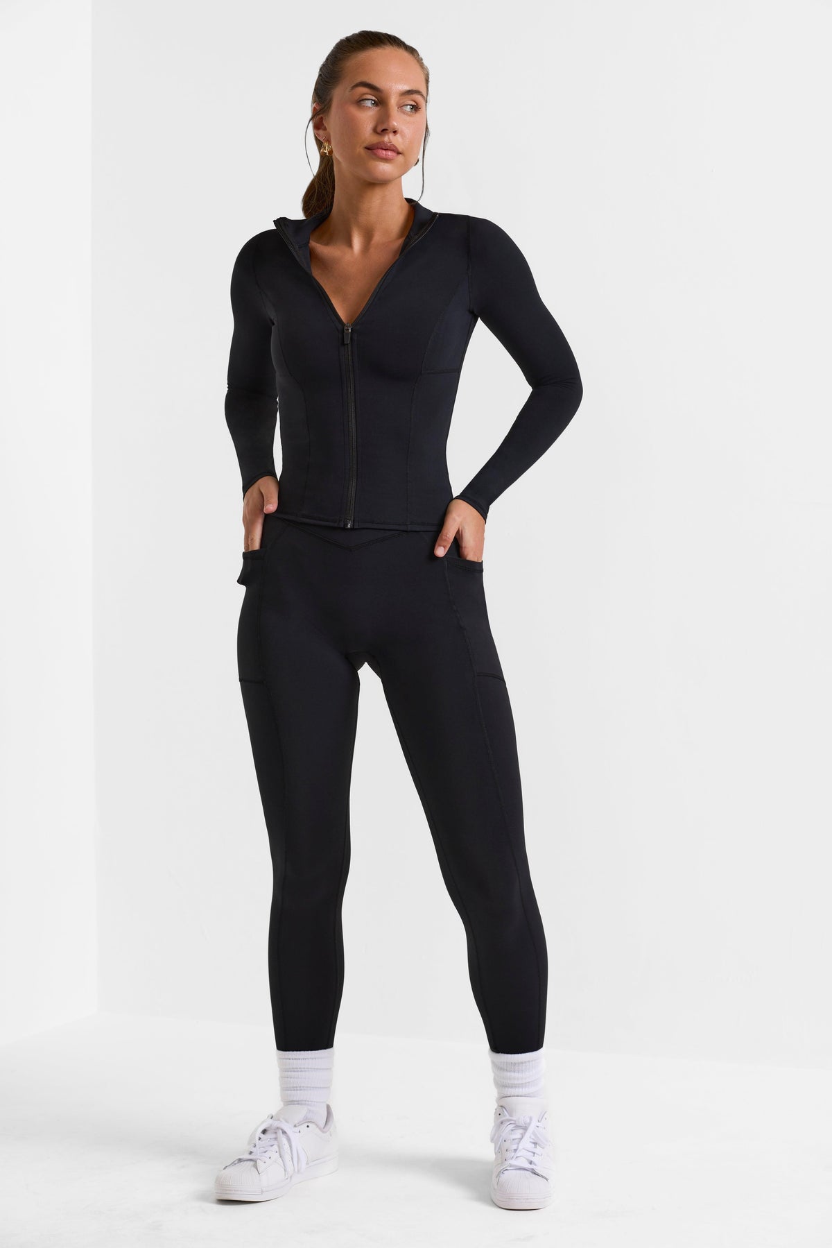 Soft Active Full-length Leggings In Black